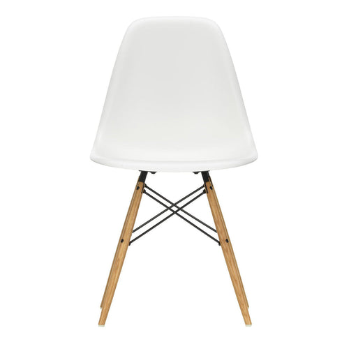 Cadeira Eames em Plástico DSW / Base maple